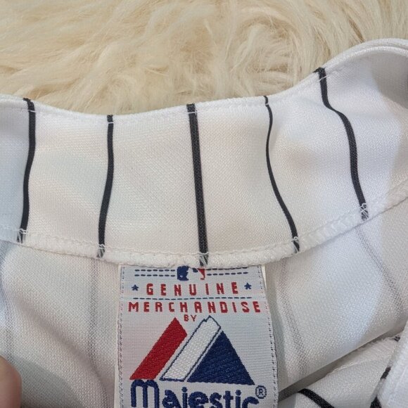 Majestic Vintage Chicago White Sox Pinstripe Baseball Button Down Jersey size M - Picture 7 of 10
